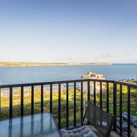 Appartement Sea View In Sea Breeze Court