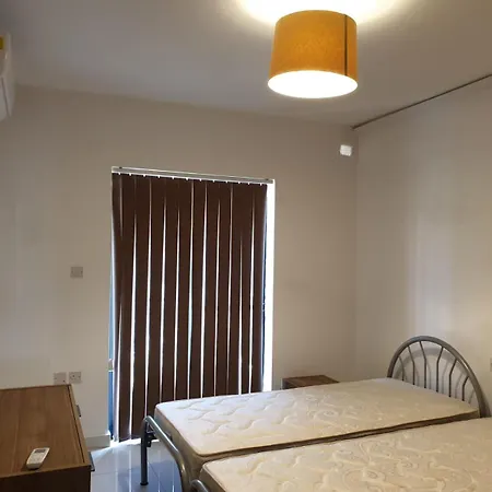 Sea View In Sea Breeze Court * Is-Sellum
