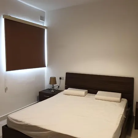 Sea View In Sea Breeze Court